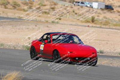 media/Oct-01-2022-Team Topak Racing (Sat) [[f860fb51be]]/2-Inter Low 2/session 2 turn 11/